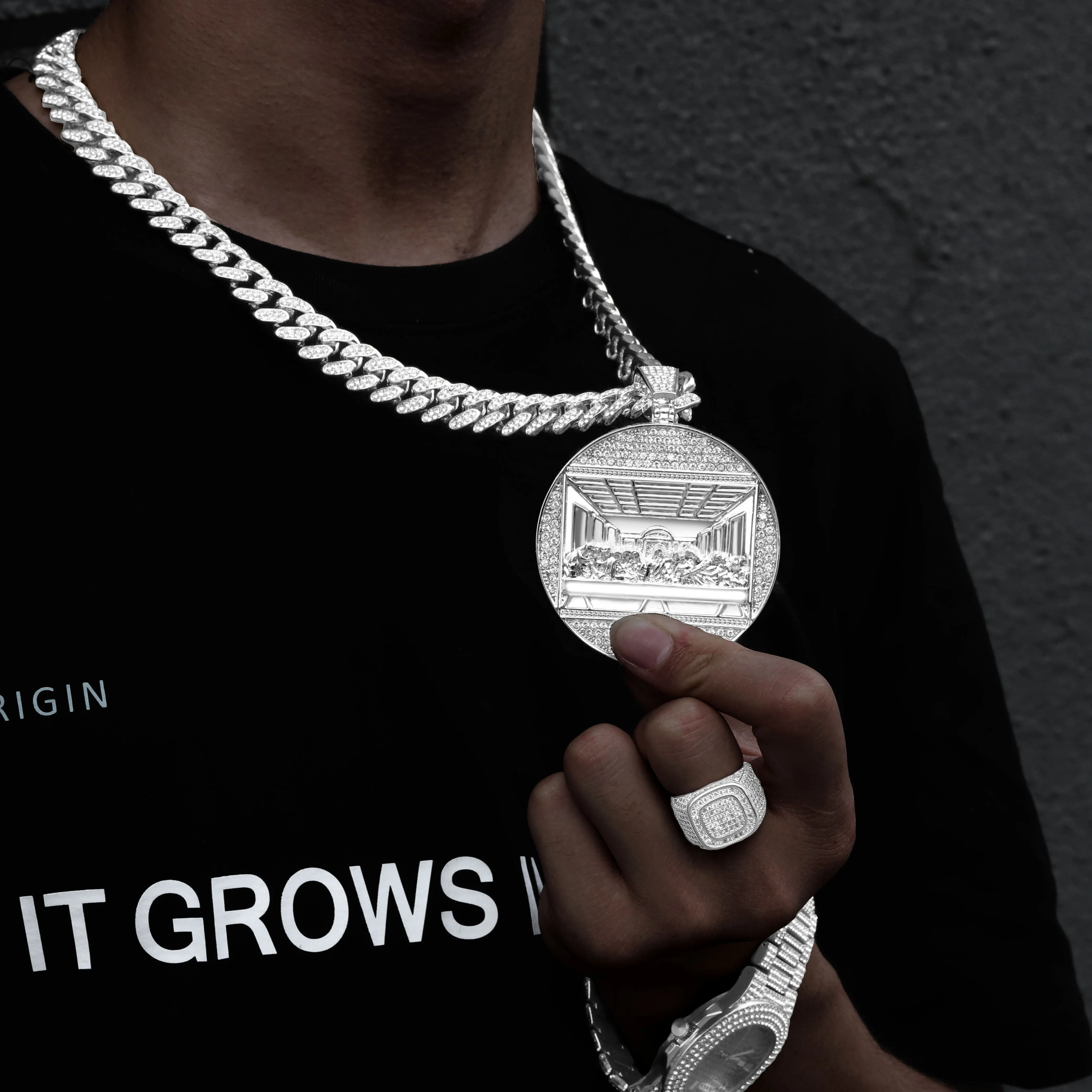 The Last Supper Pendant Gold   Silver Combo（2 pendants   2 Chains)