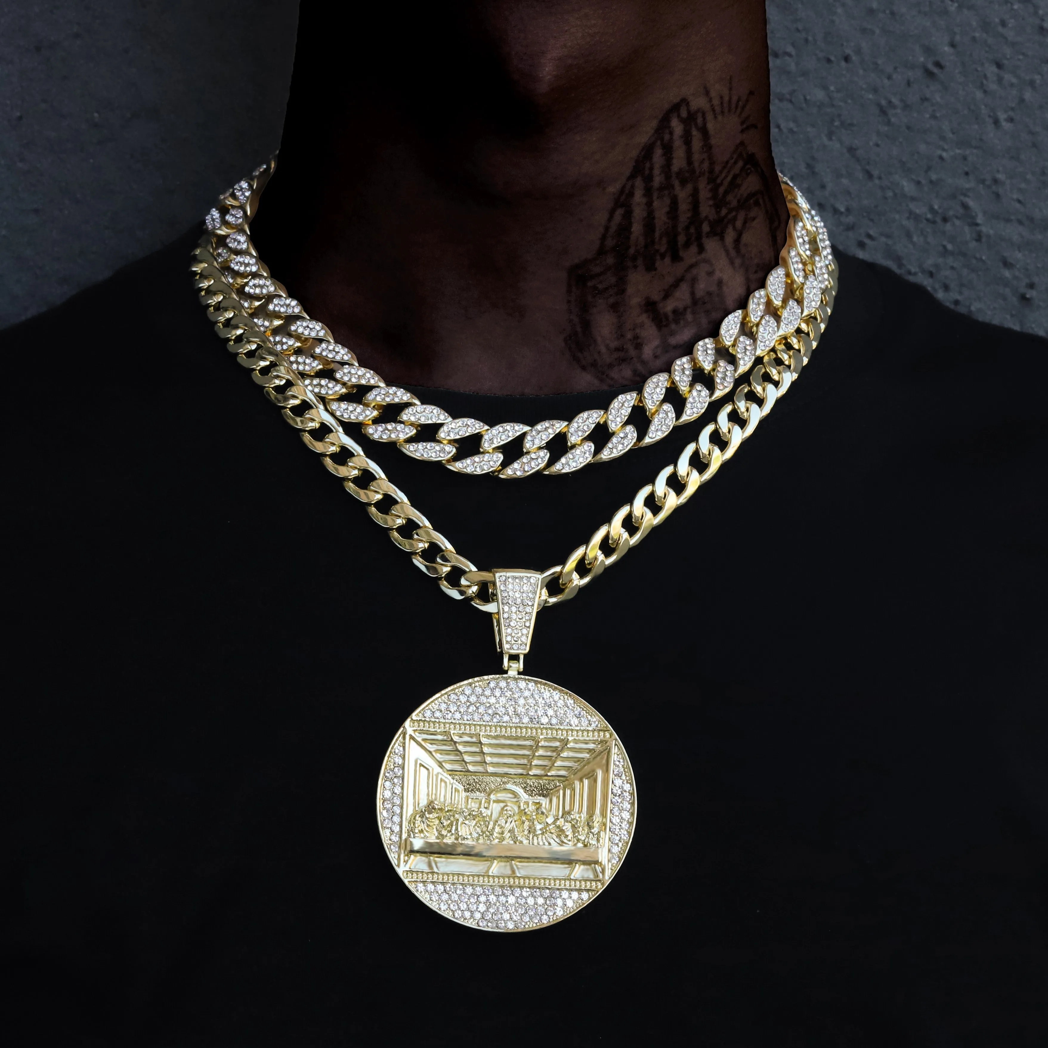 The Last Supper Pendant Gold   Silver Combo（2 pendants   2 Chains)