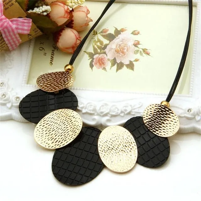 Women's 8 Colors Multicolor Big Pendant Clavicle Delicate Banquet Jewelry Chain Necklace